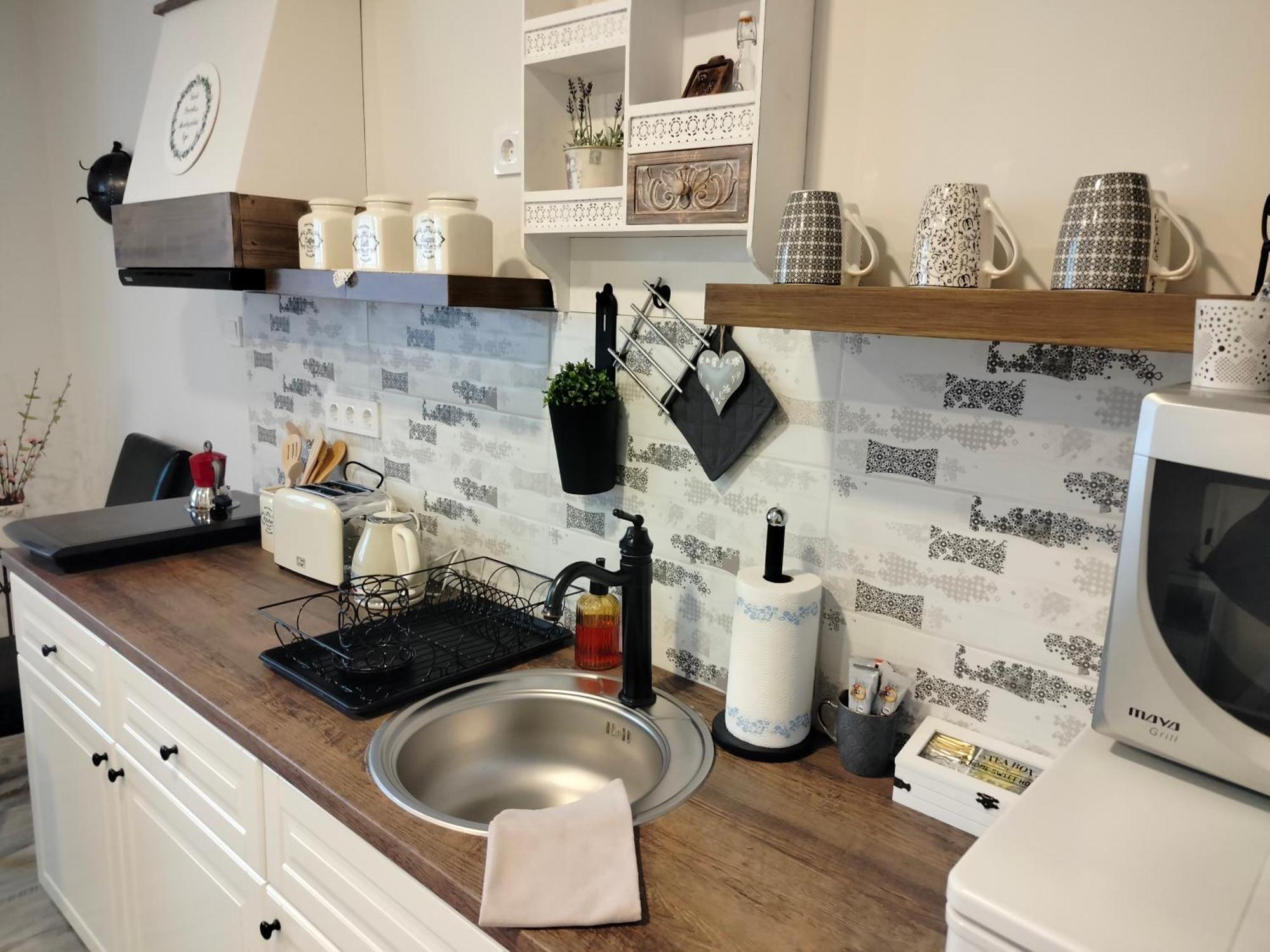 Ezuest Boroka Apartman Erlau Zimmer foto
